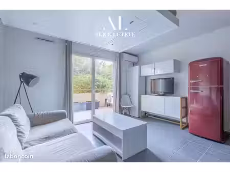 appartement 1 pièce 25 m²