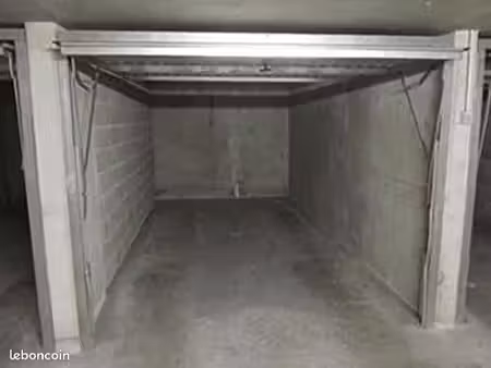 garage melun gare tribunal