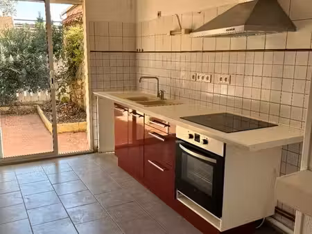 location maison de bourg centre narbonne