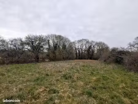terrain à bâtir de 3205 m² à lassy (35)