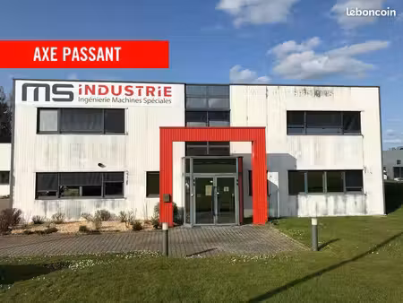 local d'activité 1 970 m²