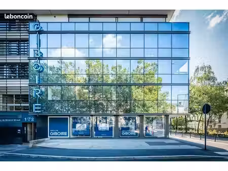 local commercial 75 m²