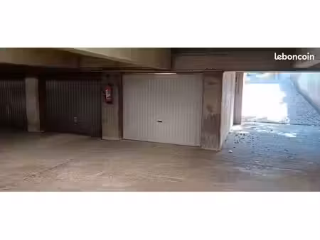 location box place hoche