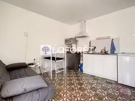 location appartement t1 meublé à nueil-les-aubiers (79250) : à louer t1 meublé / 22m² nuei