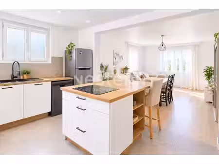 appartement donges 4 pièce(s) 102.87 m² - cave et parking privatifs