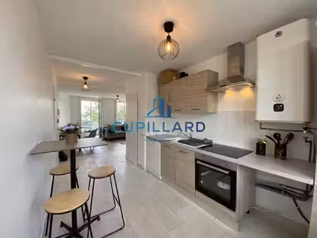 appartement t3 traversant - meublé - balcon