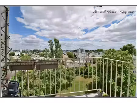 bordeaux cauderan - appartement 3/4 pièces 69 m² avec balcon  parking et cave