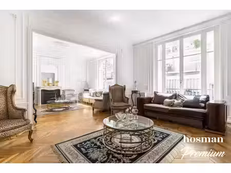 bien familial de 145 m² entièrement rénové - possibilité de profession libérale - place de
