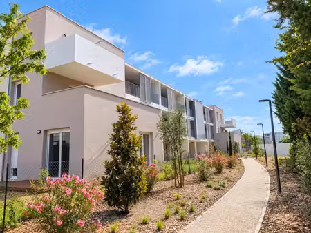 t2 avec balcon et parking à toulouse