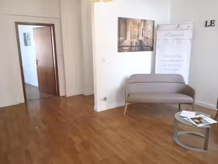 bureaux 82 m² immeuble historique valence centre-ville