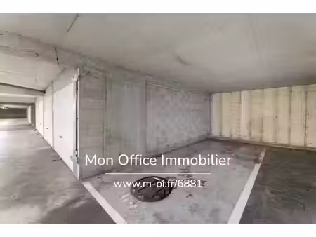 référence : 6881-rvf - parking boxable - secteur arenc/joliette