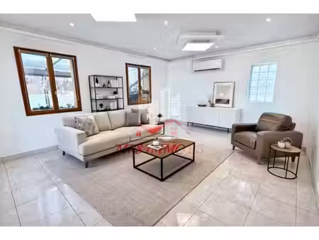 maison de 2014  3/4 chambres  avec dépendance