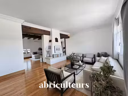maison avec de belle superficie en vente à cognac ( 16100)
