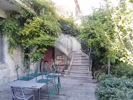maison spacieuse à vendre à saint-hippolyte-du-fort - 8 pièces  302 m²