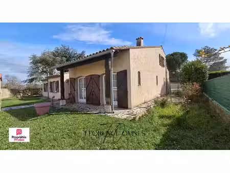 trebes - maison familiale - 5 chambres -196 m² avec piscine  grand garage et terrain arbor