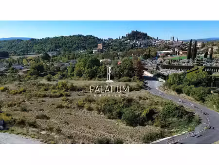 terrain constructible et divisible à vendre