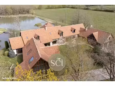 propriété 8 pièces 422 m²
