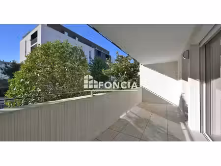 exclusivite - t2 lumineux 43 m² – terrasse 12 m² sud-est – parking