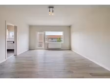 instapklaar 2-slaapkamer appartement te koop in avelgem