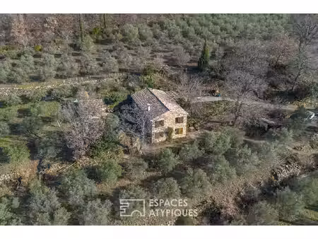maison en pierre rénovée sur un domaine de 8ha  aux portes de montpellier