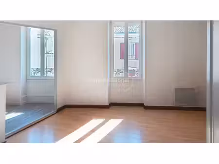 appartement centre ville de bourg de 65m2