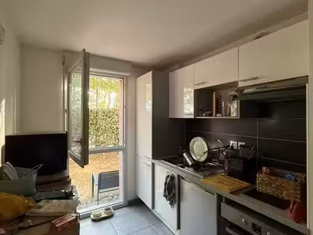 a louer superbe appartement t2 de 48m2 en rez-de-jardin d'