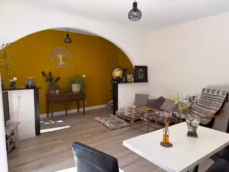 appartement t3 lumineux et moderne avec jardin — firmi (88 7 m²)
