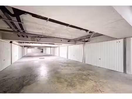 à vendre garage disponible en sous sol résidence la closerie a