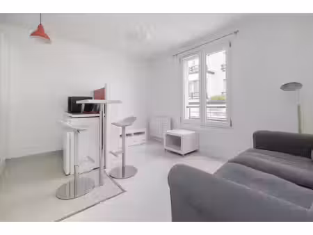 appartement t1 meublé - centre ville de nanterre