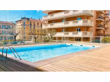 vente appartement 2 pièces 36 m² à nice (06000)  285 000 €