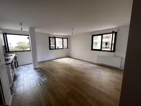 2 pièces refait à neuf passage gambetta 45 m2