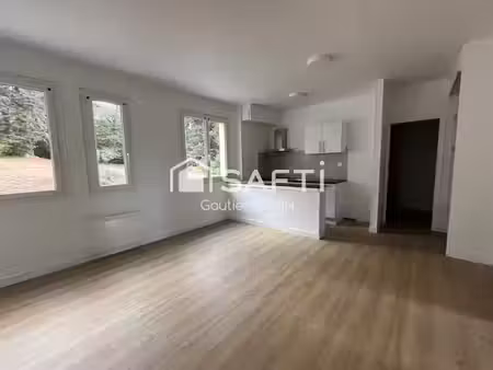 location appartement 2 pièces 65 m² à pluguffan (29700)  695 €