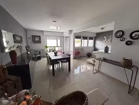 stiring wendel   magnifique f4 avec terrasse et garage