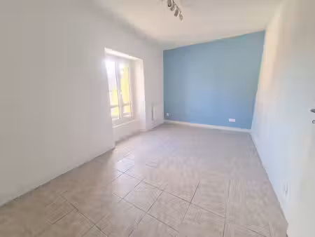 studio + parking extérieur