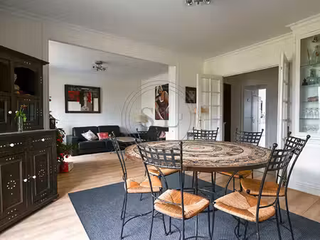 appartement - avenue de paris - 111.02m²