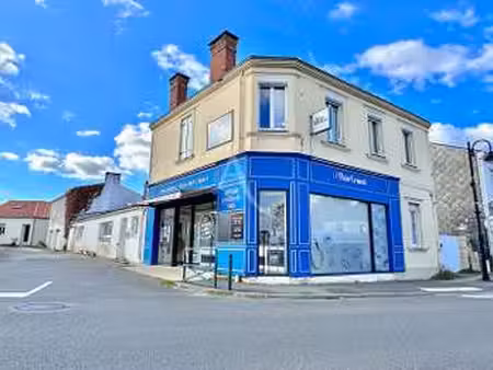 vente bureaux et commerces à commequiers (85220) : à vendre / 262m² commequiers
