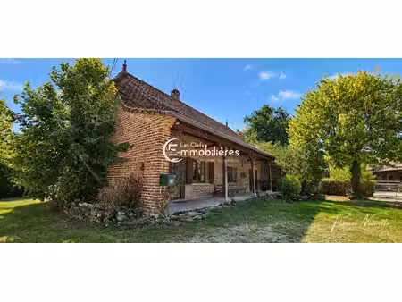 a vendre en exclusivité ferme bressane de 110 m² 3 chambres