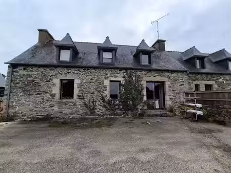 location maison 5 pièces 86 m² à minihy-tréguier (22220)  990 €