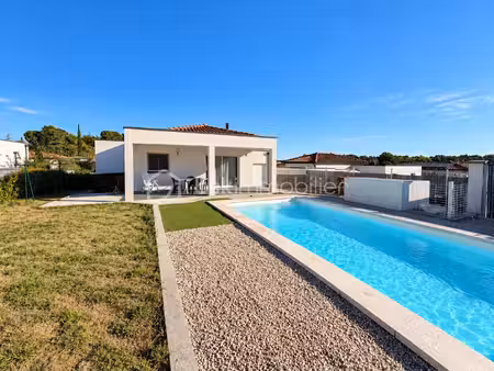maison de 95 33 m² à saint-hilaire-de-brethmas
