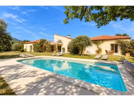 villa vue sur les albères