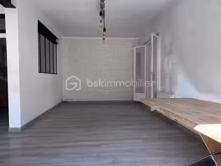 maison de village de 91 98 m² à marsillargues