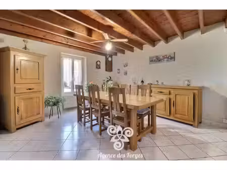 maison 3 chambres / 102 m2 + dépendance aménageable + cave