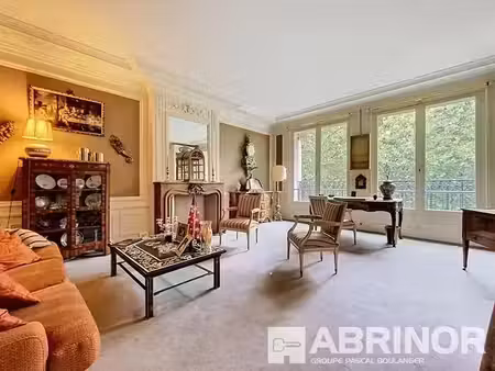 vente appartement 8 pièces 208.97 m² à lille (59000)  934 500 €