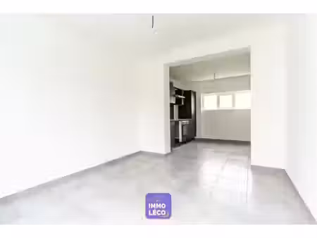 maison à louer avec 1 chambre   mouscron (vbe70382)