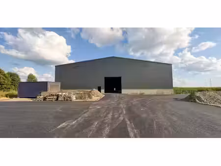 entrepôt à louer à reningelst pour € 4.500