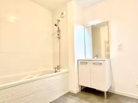 location appartement 3 pièces à fougères (35300) : à louer 3 pièces / 60m² fougères