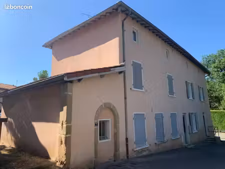 immeuble 7 pièces 149 m²