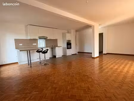 appartement 3 pièces 84 m²
