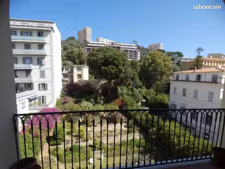 f2 meuble crs grandval ajaccio