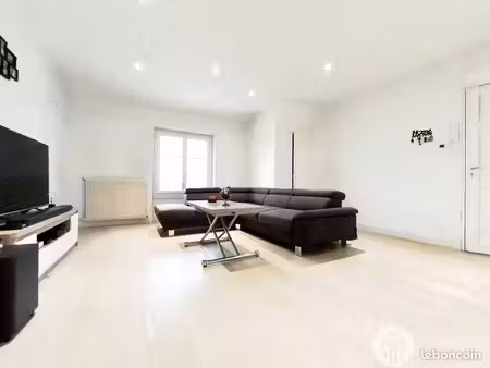 appartement 3 pièces 82 m²